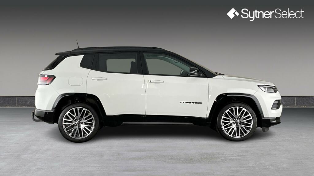 Jeep Compass 1.5 T4 E-torque Hybrid Summit Dct Black #3