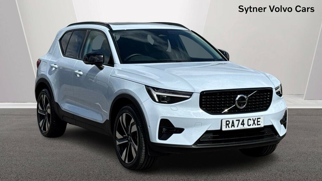 Volvo XC40 2.0 B4p Ultra Dark Blue