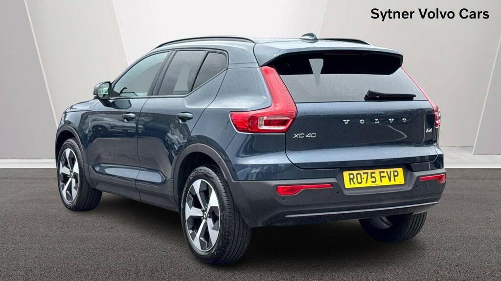 Volvo XC40 2.0 B4p Plus Dark RO75FVP Blue #2