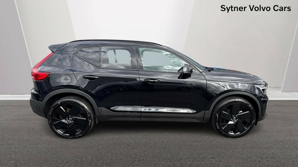 Volvo XC40 2.0 B4p Plus Black Edition WF25FNJ Black #3