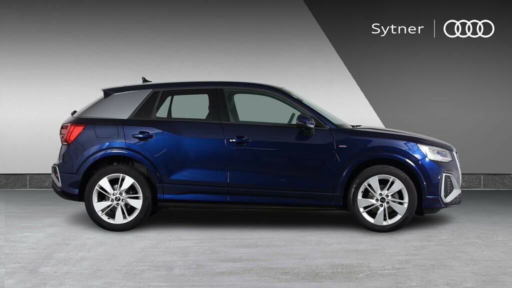 Audi Q2 35 Tfsi S Line S Tronic Tech FP74JOV Blue #4