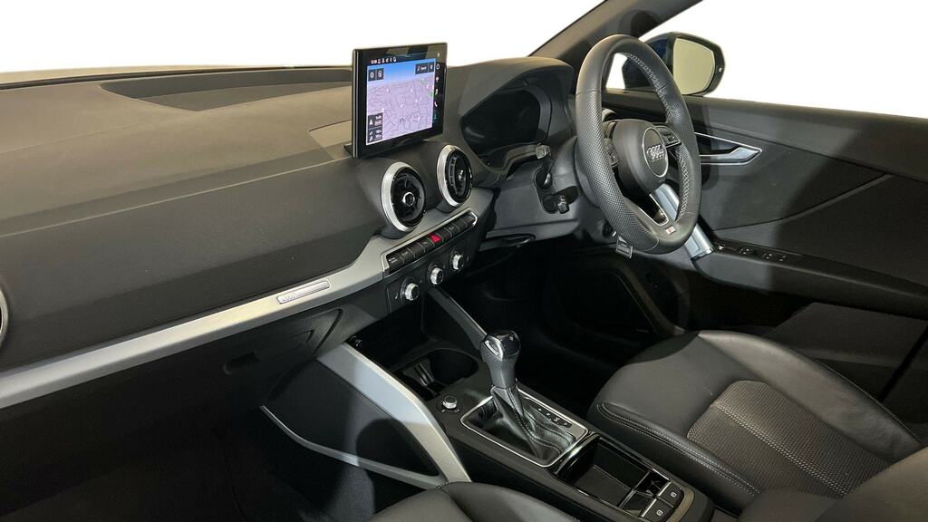 Audi Q2 35 Tfsi S Line S Tronic Tech FP74JOV Blue #2