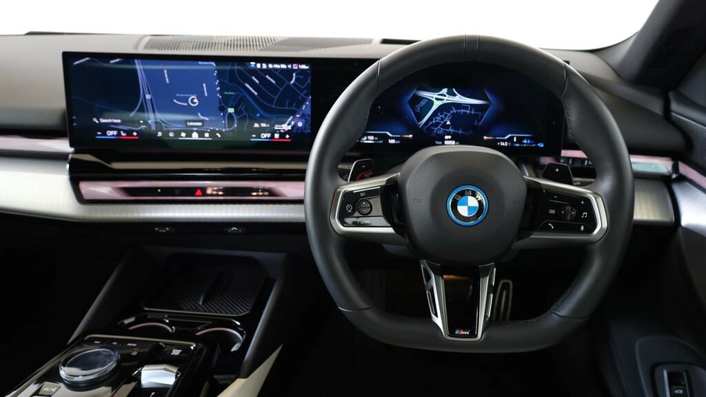 BMW 5 Series 550E Xdrive M Sport Pro Tech Plus Blue #5