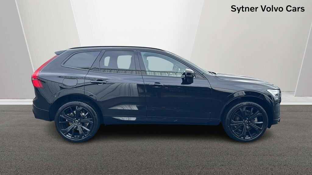 Volvo XC60 2.0 T6 350 Phev Plus Black Ed Awd Geartronic PE26YCV Black #3
