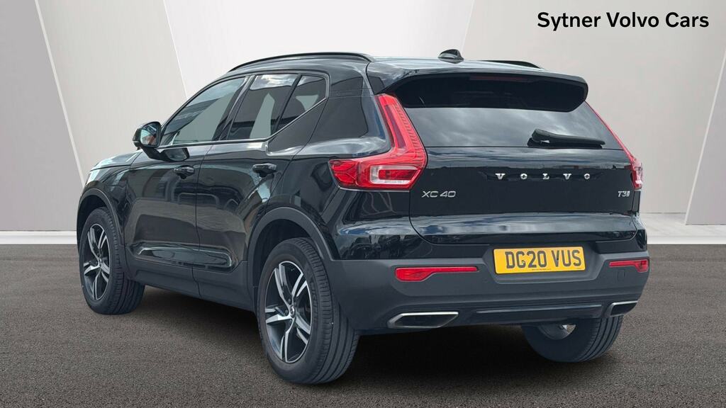 Volvo XC40 1.5 T3 163 R Design DG20VUS Black #2