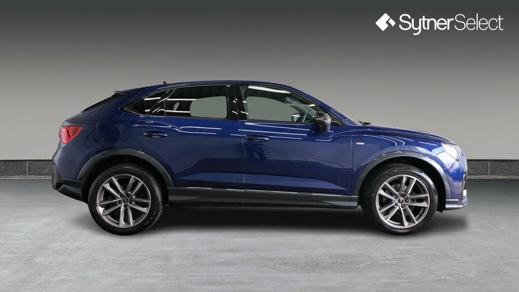 Audi Q3 35 Tdi Black Edition S Tronic KT23ACY Blue #3