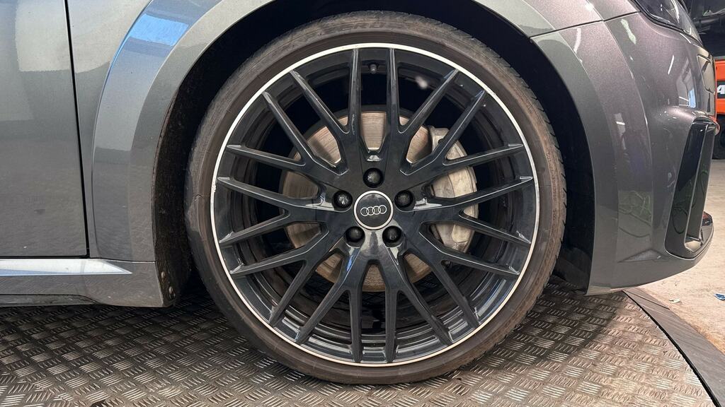 Audi TT 45 Tfsi Quattro Black Edition S Tronic Tech YF20KUV Grey #5