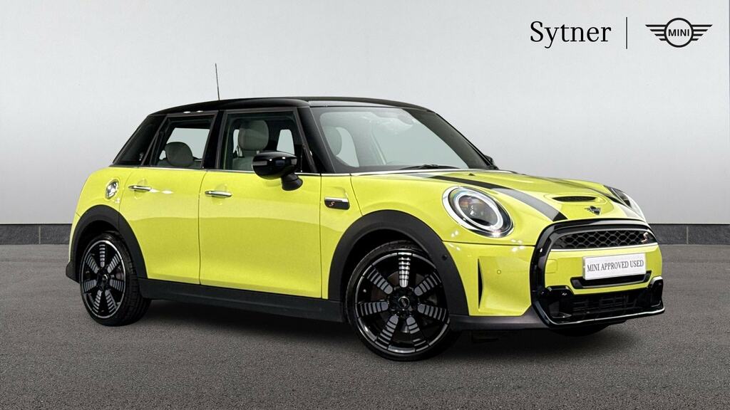 Mini Hatch 2.0 Cooper S Exclusive Premium Plus Yellow
