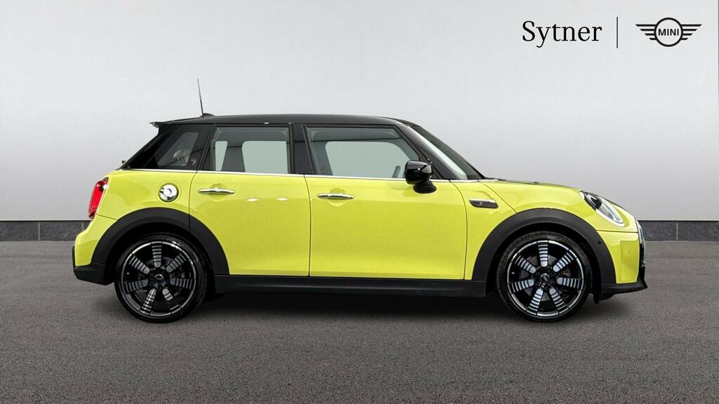 Mini Hatch 2.0 Cooper S Exclusive Premium Plus RE72VNT Yellow #3