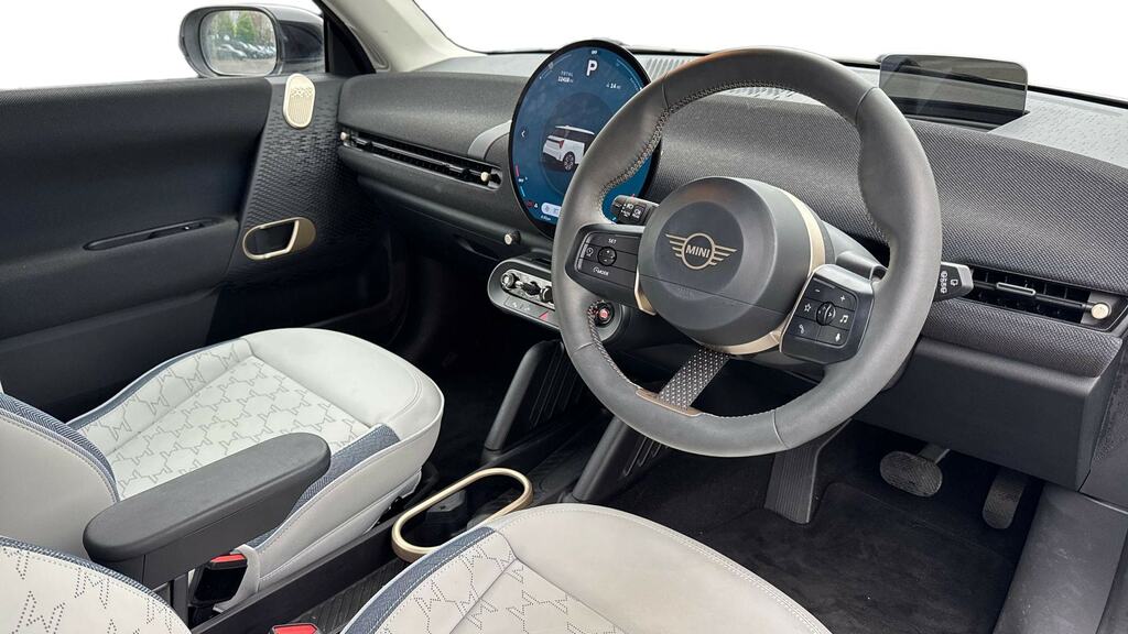 Mini Hatch 135Kw E Classic Level 2 41Kwh PY24AYX White #6