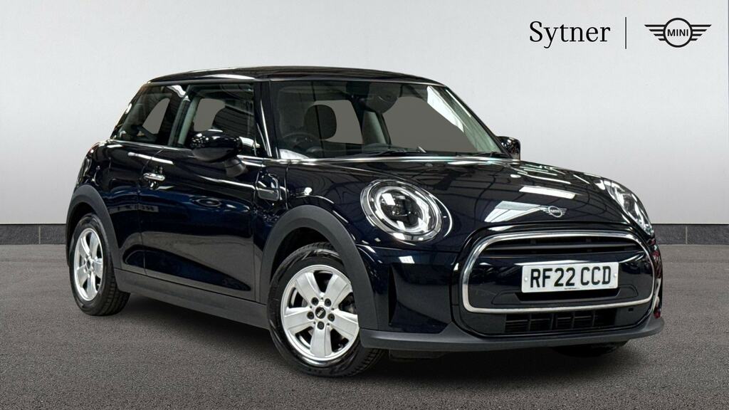 Mini Hatch 1.5 Cooper Classic Comfortnav Pack Black