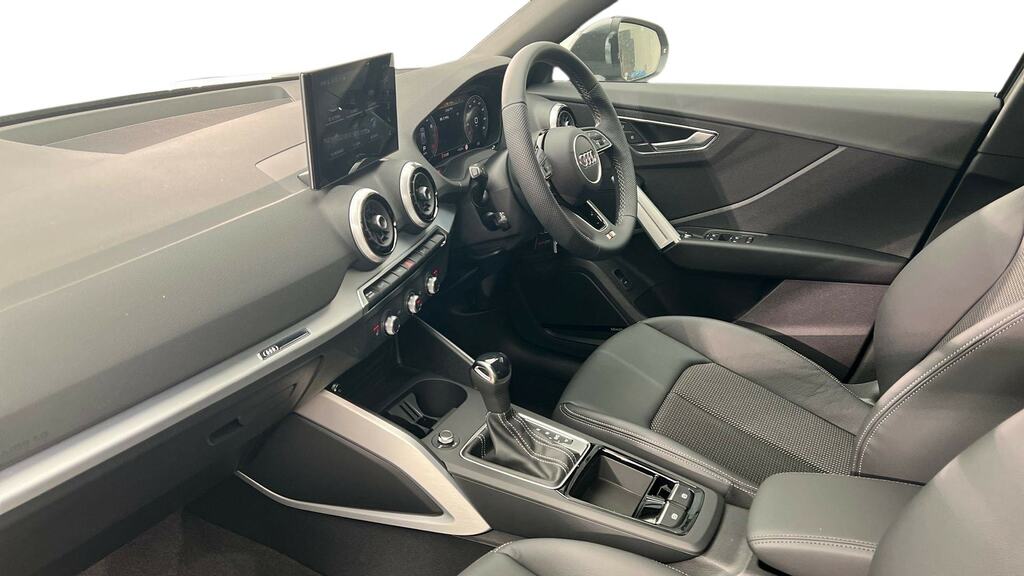 Audi Q2 35 Tfsi S Line S Tronic Cs CX26VLF Grey #2