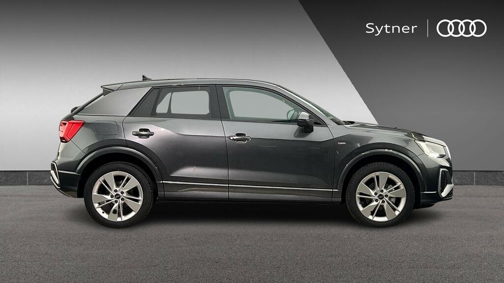 Audi Q2 35 Tfsi S Line S Tronic Cs CX26VLF Grey #4