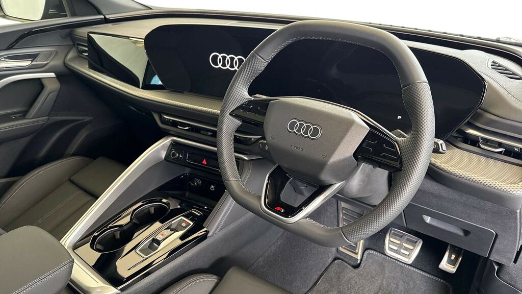 Audi Q5 2.0 Tfsi E Quattro 299 S Line S Tronic YH26RVN Black #6