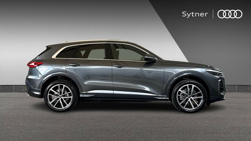 Audi Q5 2.0 Tfsi E Quattro 299 S Line S Tronic YH26RVN Black #4