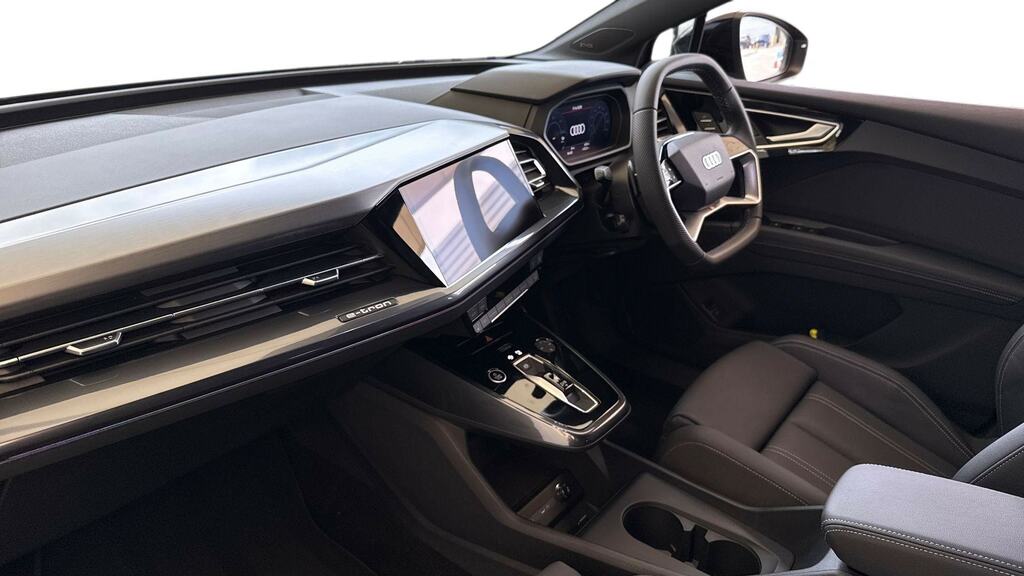 Audi Q4 E Tron 210Kw 45 82Kwh Black Edition Tech Pack YH26WOU Grey #2