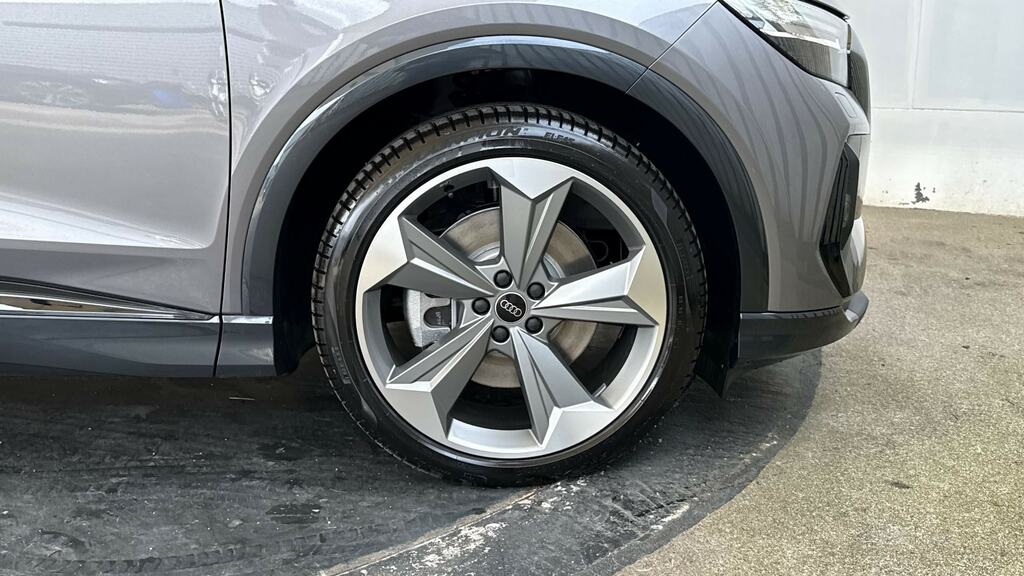 Audi Q4 E Tron 210Kw 45 82Kwh Black Edition Tech Pack YH26WOU Grey #5