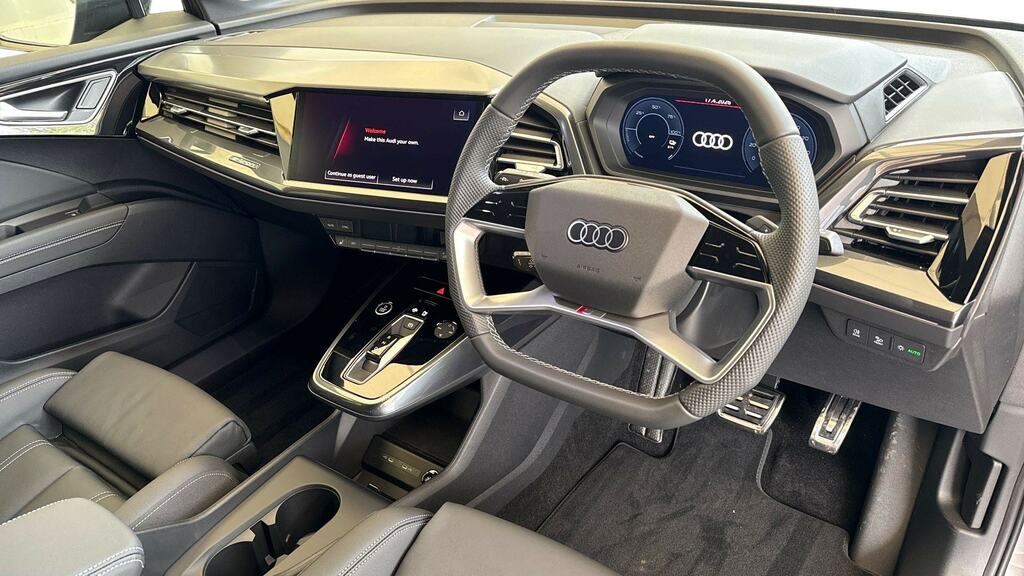 Audi Q4 E Tron 210Kw 45 82Kwh Black Edition Tech Pack YH26WOU Grey #6