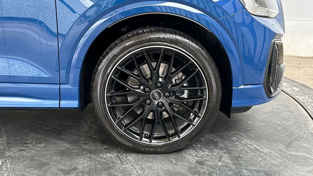 Audi Q2 35 Tfsi Black Edition S Tronic Tech YC26EYV Blue #5