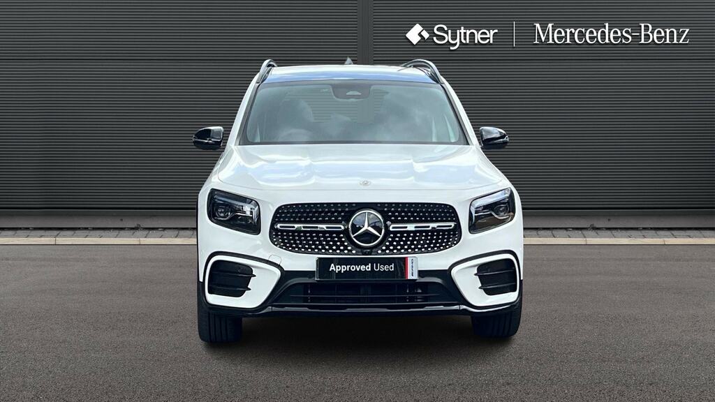Mercedes-Benz GLB Class Glb 200 Amg Line Premium Plus 7G-tronic White #6