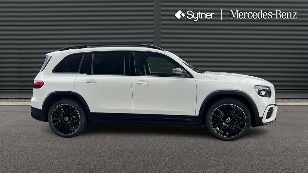 Mercedes-Benz GLB Class Glb 200 Amg Line Premium Plus 7G-tronic White #4