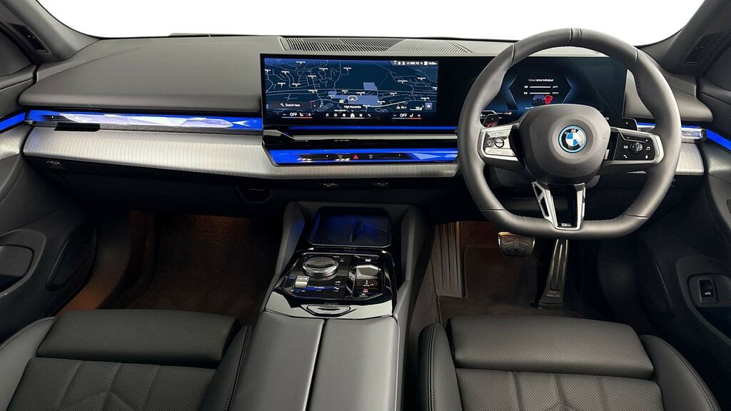 BMW 5 Series 530E M Sport Black #4