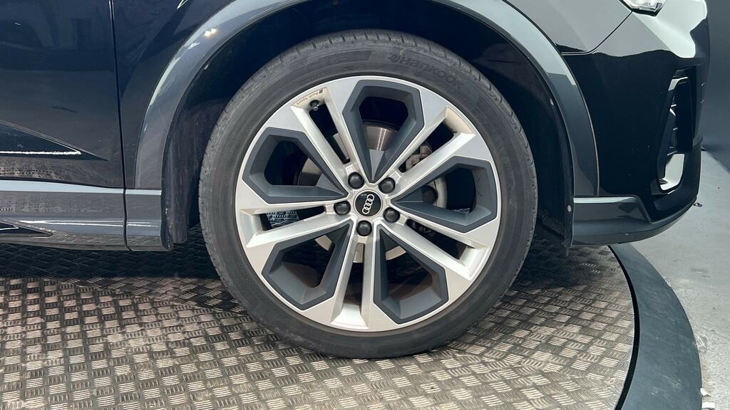Audi Q3 35 Tfsi Black Edition S Tronic Black #5