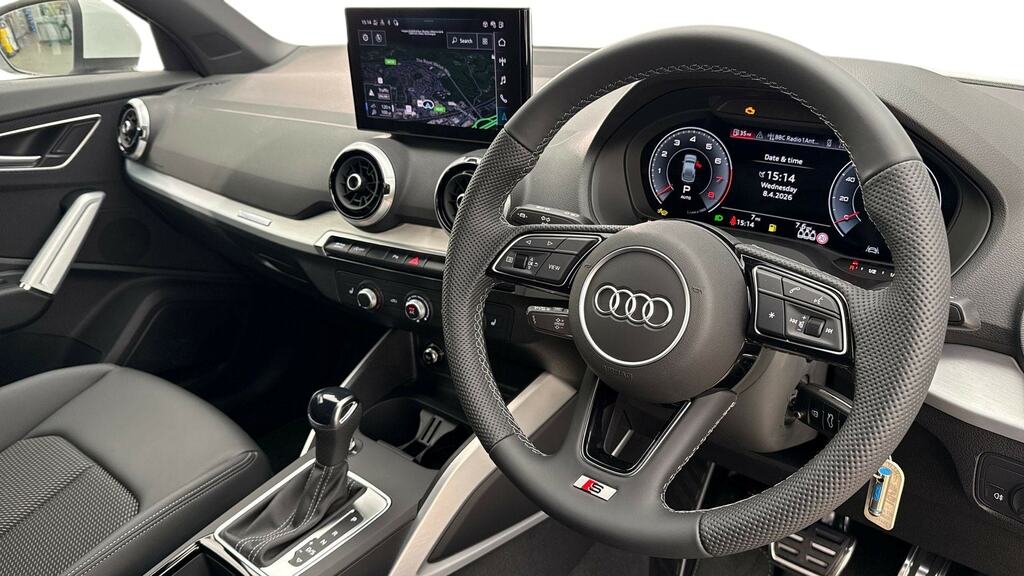 Audi Q2 35 Tfsi S Line S Tronic Cs CX26UUB White #6