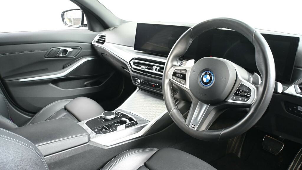 BMW 3 Series 330E M Sport Step Pro Pack WM24UEA White #6