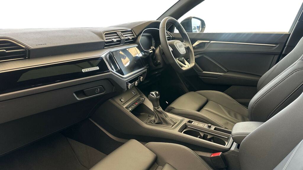 Audi Q3 40 Tdi 193 Qtro Black Ed S Tronic Tech Pro Black #2