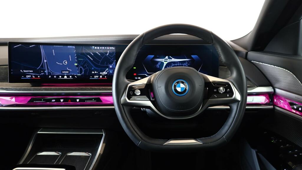 BMW i7 400Kw Xdrive60 Excellence Pro 105.7Kwh YK74MPL Black #5