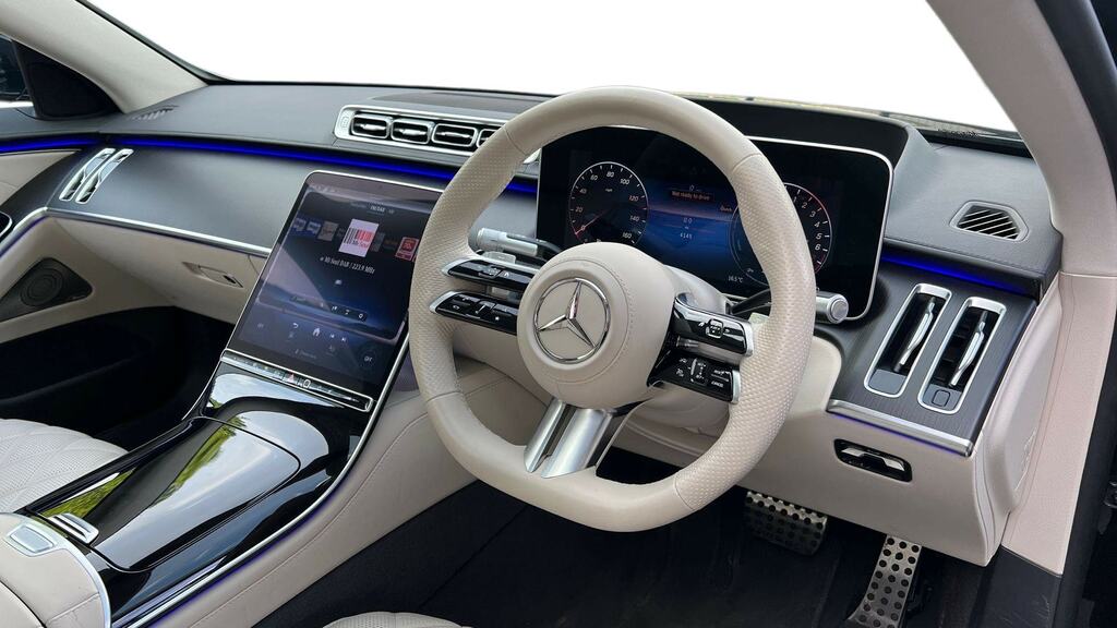 Mercedes-Benz S Class S580e L Amg Line Premium Plus 9G-tronic Black #3