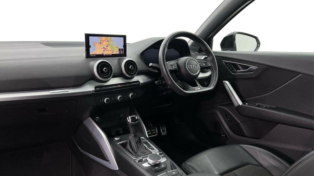Audi Q2 35 Tfsi Black Edition S Tronic GK72BKZ White #2