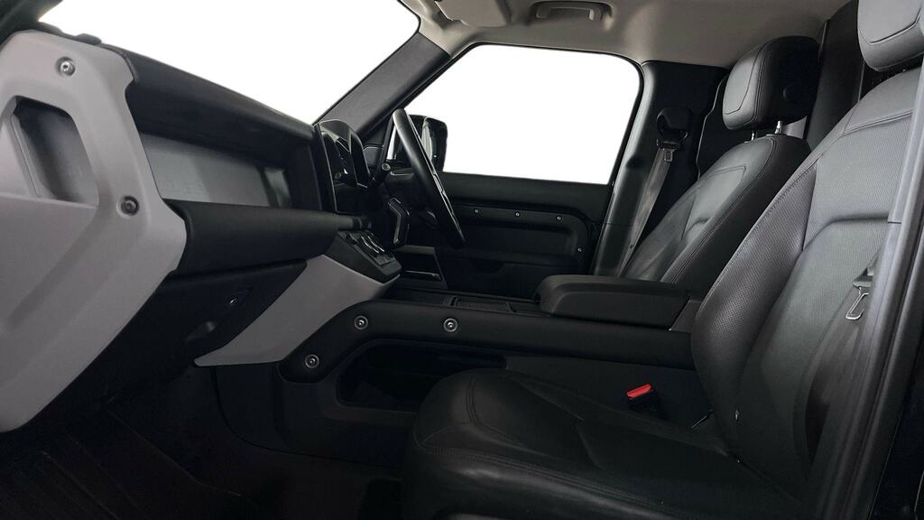 Land Rover Defender 110 3.0 D250 Hard Top Hse MH23DHV Black #3