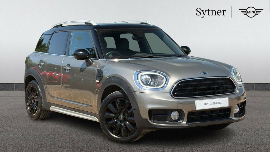 Mini Countryman 2.0 Cooper D Chilimedia Pack XL YJ67YMH Silver