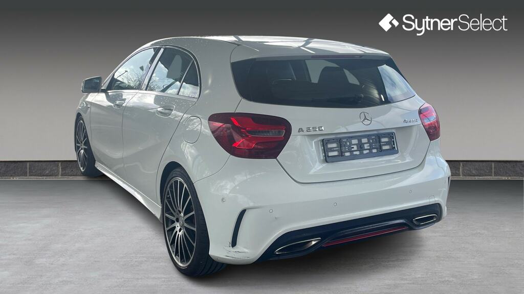 Mercedes-Benz A Class A250 4Matic Amg Premium VK16CYP White #2