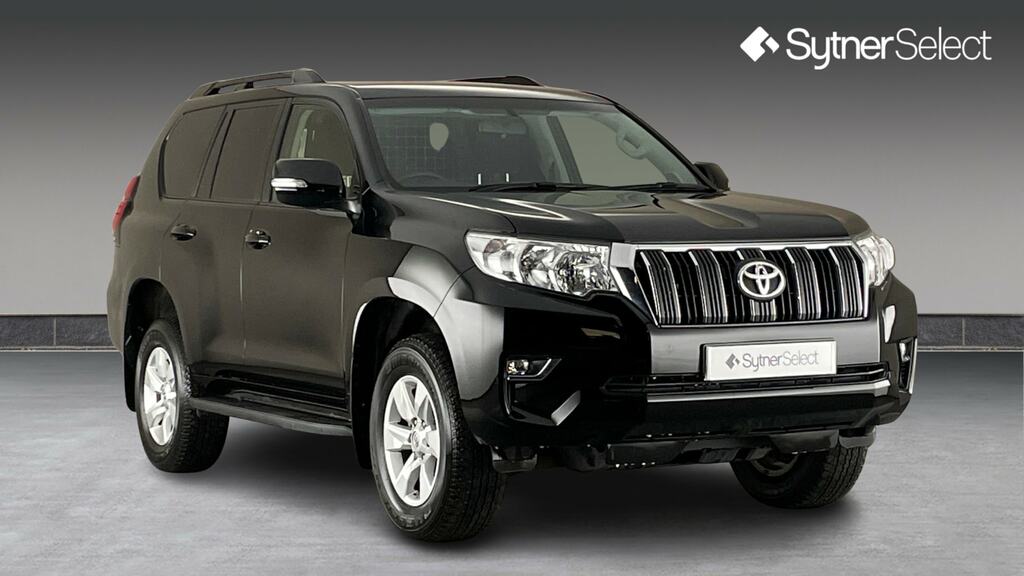 Toyota Land Cruiser 2.8D 204 Active Commercial Black