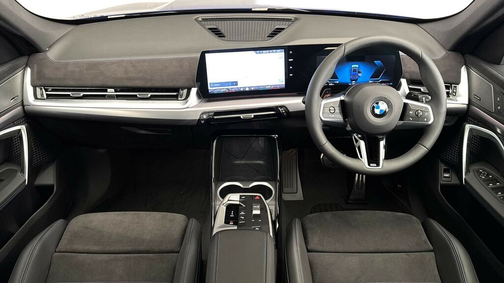 BMW X1 Sdrive 20I Mht M Sport Step Blue #4