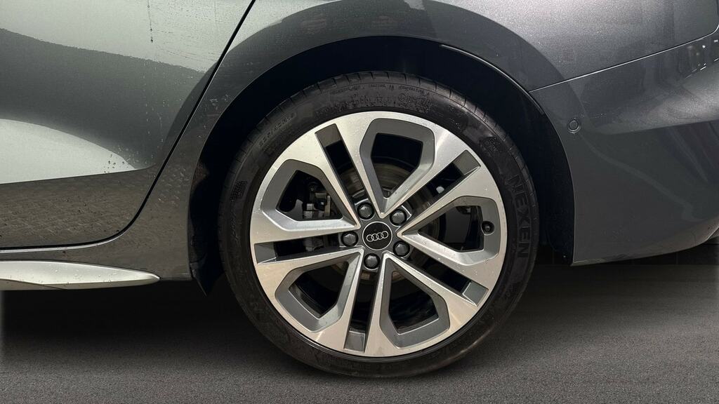 Audi A3 35 Tfsi S Line S Tronic DE25HBH Grey #5