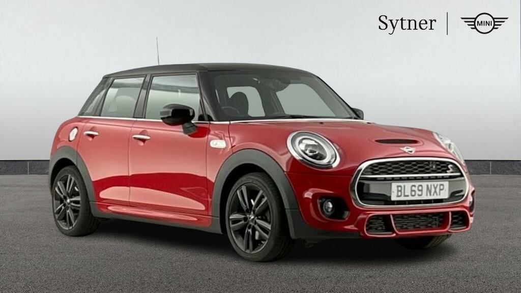 Mini Hatch 2.0 Cooper S Sport II Comfortnav Pack Red
