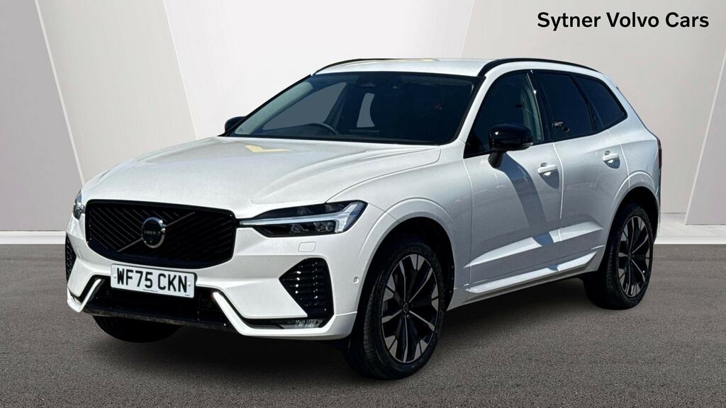 Volvo XC60 2.0 B5p Plus Pro Dark Awd Geartronic WF75CKN White #6