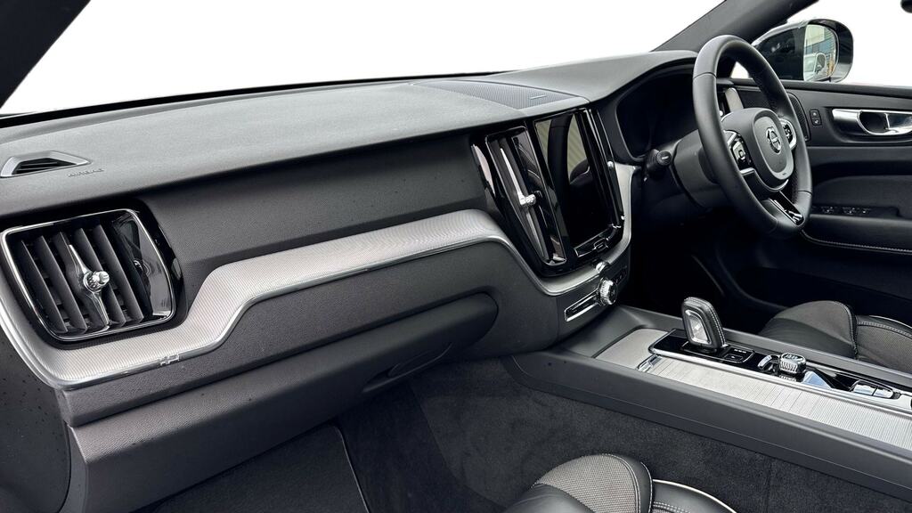 Volvo XC60 2.0 B4d R Design Awd Geartronic KP22TWM Grey #4
