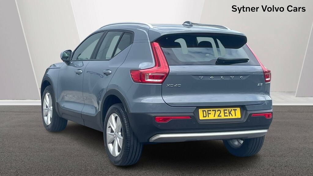 Volvo XC40 2.0 B3p Core DF72EKT Grey #2