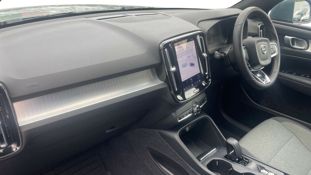 Volvo XC40 2.0 B3p Core DF72EKT Grey #4