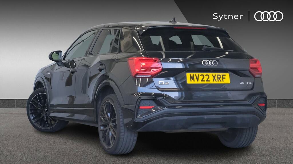 Audi Q2 35 Tfsi Black Edition S Tronic Cs MV22XRF Black #3