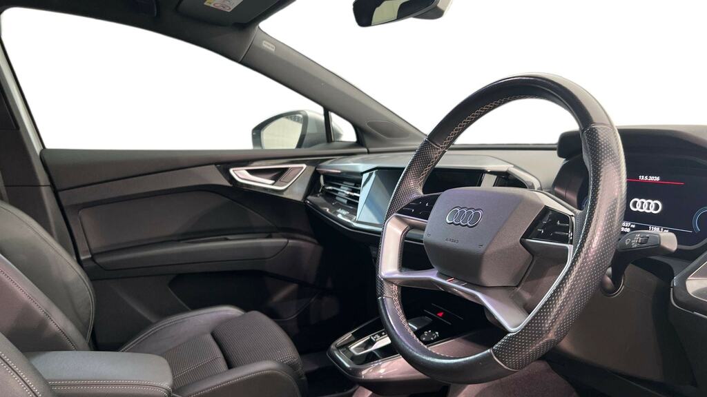 Audi Q4 E Tron 150Kw 40 82Kwh S Line LT71KVS Silver #6