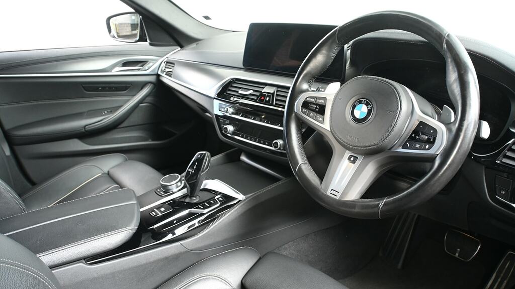 BMW 5 Series 520D Xdrive Mht M Sport Step HJ23OBZ Black #6