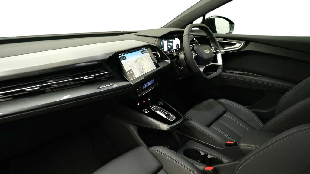 Audi Q4 E Tron 150Kw 40 63Kwh Black Edition Tech Pack Black #2