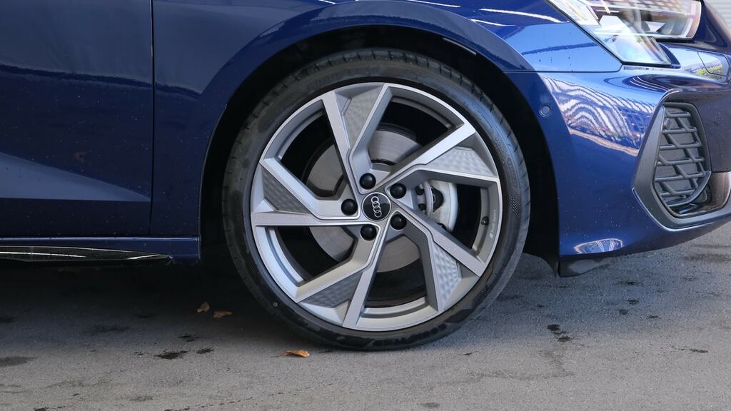 Audi A3 1.5 Tfsi 150 Black Edition S Tronic KJ25WHP Blue #5