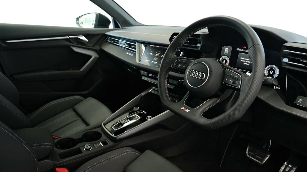 Audi A3 35 Tfsi Black Edition S Tronic KT25YEF Black #6